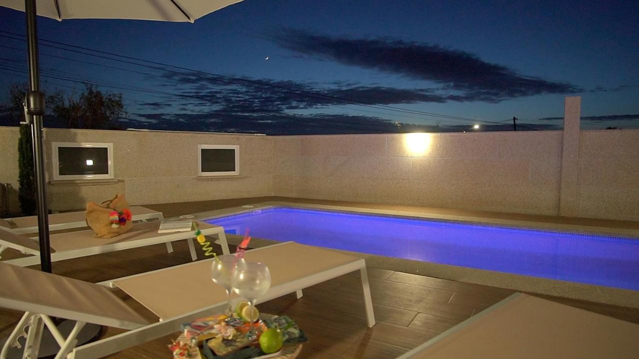 Galihost - A Casa De Lena - Apartamentos Turisticos リバドゥミア エクステリア 写真